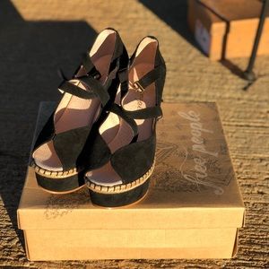 Free people platforms (BRAND NEW)